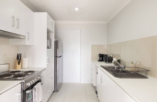 Rocklea Apartment | 1 Bdr Apt! Garage! Balcony! GST Credits! 118D1