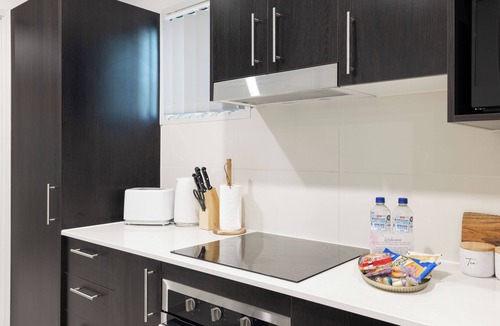 Rocklea Apartment | 1 Bdr Apt w/AC | Covered Parking | 431F1