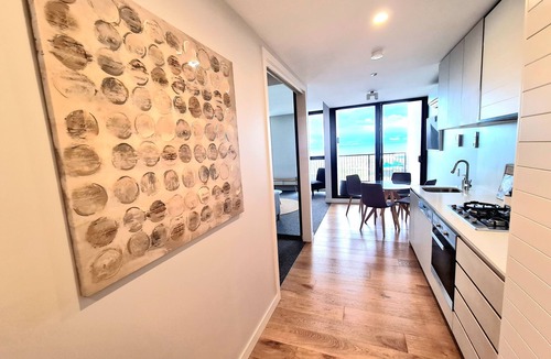 Werribee South House | 1 bedroom Waterfront/beach front accommodation Wyndham Harbour Werribee South