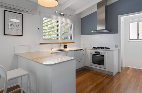 Sunshine Beach Apartment | 1 Hillridge, 6 Ferguson St - Coastal Retreat