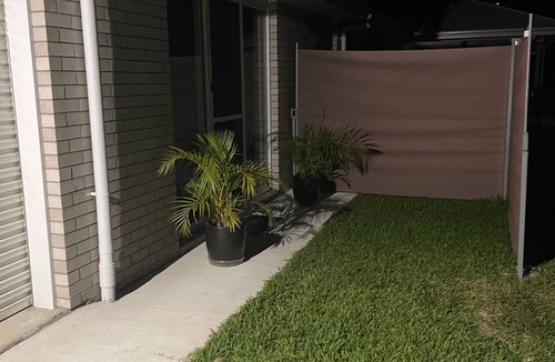 Karalee Apartment | 1 Room suite (Private Parking, Entry and Suite)