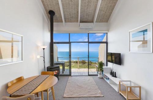 Wongarra Apartment | 12 Whitecrest Great Ocean Road Resort - Ocean Views