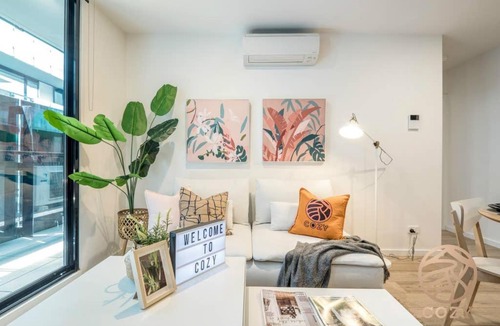 Abbotsford Apartment | 128*Summer Playfulness along the Yarra River*3BR Playhouse Suite