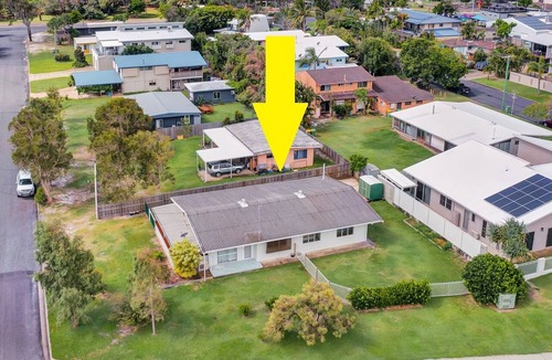 Rainbow Beach House | 13 Indigo Avenue - 'Indigo Sands' - Rainbow Beach. Beds made for arrival. Close to beach