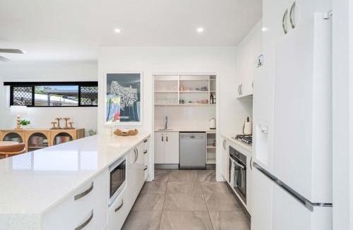 Point Vernon House | 14BCORSER - Humpback Hideawy
