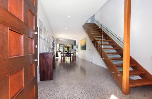 Mount Coolum House | 15 Wave Crescent