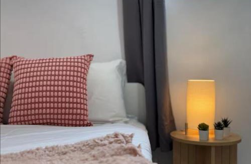 Sunnybank House | 17B Willow Studio in Sunnybank