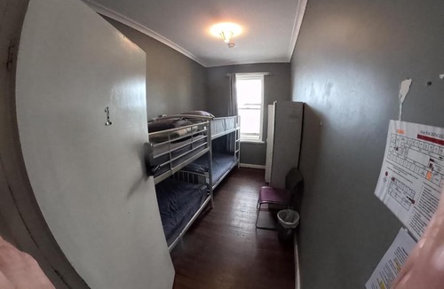 Albany Hostel | 1849 Backpackers at The London
