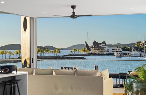 Hamilton Island Apartment | 19 Pavillions, Hamilton Island
