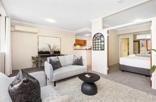 East Perth Apartment | 1BR Stylish Suite on Hay St