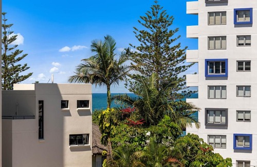 Mooloolaba Apartment | 1BR with Private Balcony at Beach Club Resort