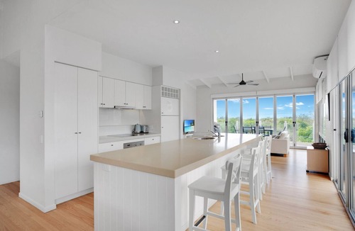 Peregian Beach Apartment | 2-26 "Casuarinas" Kingfisher Drive, Peregian Beach