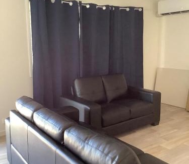 Moranbah Apartment | 2 4 Miller Quiet, Cool & Modern 3BR