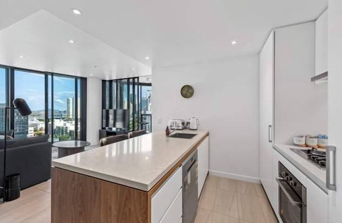 Fortitude Valley Apartment | 2-Bed, 2-Bath Apt in Fortitude Valley