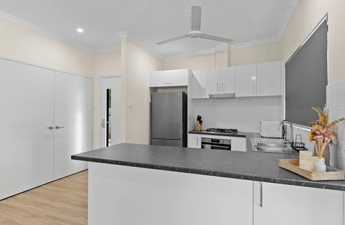 Cable Beach Cottage | 2 Bed 2 Bath Central Broome Getaway