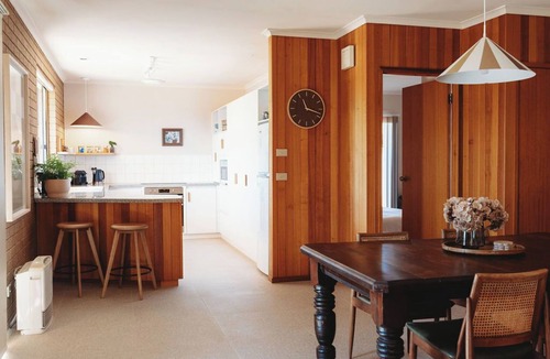 Cohuna House | 2 bed + 2 bath home with quirky bones + paddock views located in town.