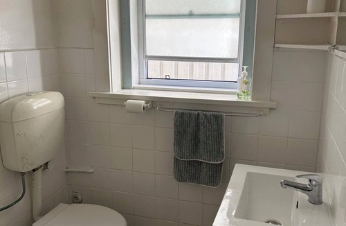 Bondi Beach Apartment | 2-bedroom apartment in perfect Bondi Beach