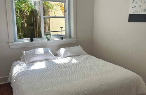 Bondi Beach Apartment | 2-bedroom apartment in perfect Bondi Beach