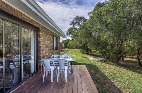 Emu Point Ski Chalet | 2 Bedroom Double Chalet Emu Beach
