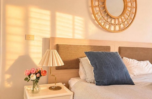 Salamander Bay Apartment | 2 Bedroom Poolside Escape - The Oaks Port Stephens