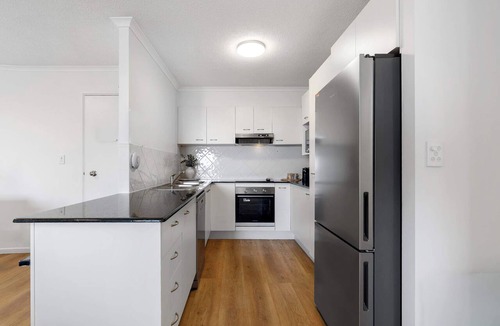 Alexandra Headland Apartment | 2 BR Ocean-view apartment at Mirage Resort