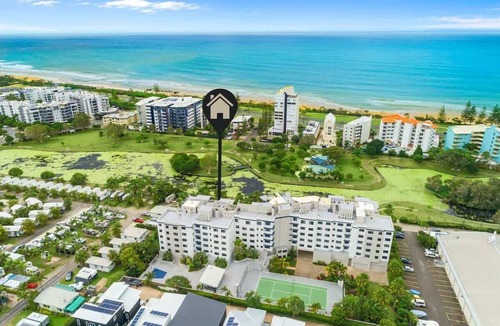 Alexandra Headland Apartment | 2 BR Ocean-view apartment at Mirage Resort