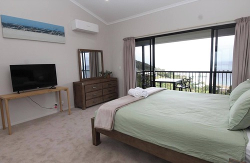 Brisbane Waterfront House | 2 Coral Crescent Brisbane