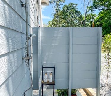 Pantai Tengah Cabin | 2 Mins from Beach Bliss Cabin Langkawi 2PAX