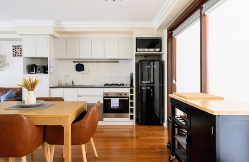 West Perth Apartment | 2 Royal Rest Quality 2BR West Perth-parking