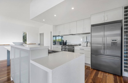 Middleton House | 21 Ellensford - Wi-Fi - Pool - Family Friendly