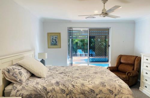 Rainbow Beach House | 29 Satinwood Drive - Rainbow Shores. Pets. Pool. Wifi