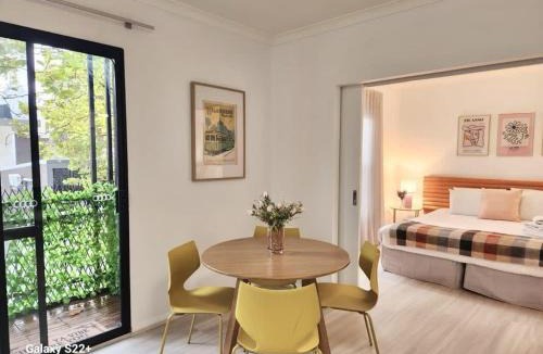 Northbridge Apartment | 2BDR 1BTH 1PRK - James Jem