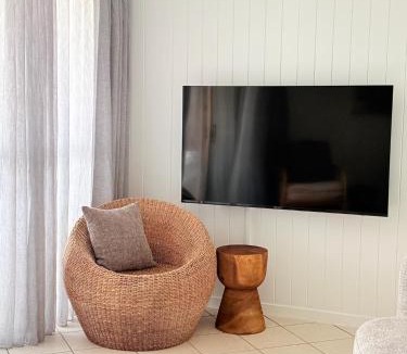 Coolum Beach Apartment | 2Bdr Beachfront Apartment - First Bay Coolum