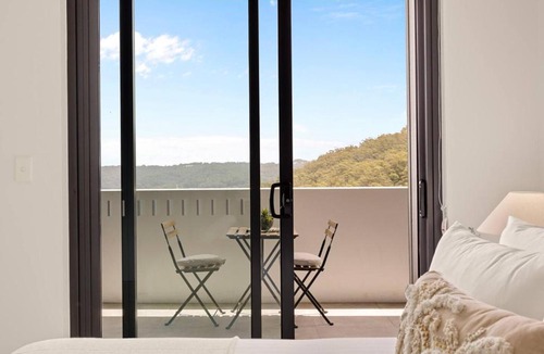 Gosford Apartment | 2BDR Luxury Apartment Panoramic Views