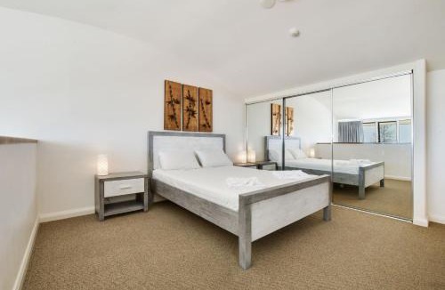 Alexandra Headland Apartment | 2BR Alex Beach Resort Apt Near Beach 317
