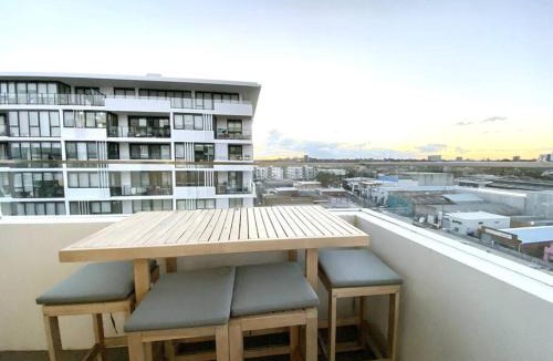Kogarah Apartment | 2BR Apartment in Ramsgate Close to Airport & Ramsgate Beach