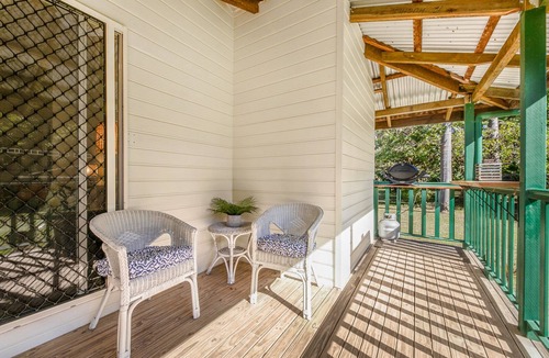 Yeppoon Cottage | 2BR Cottage on 1 Acre. Air Con & King Beds.