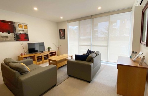 Phillip Apartment | 2BR Light Filled and Cosy Apartment - Hosted by CanStay