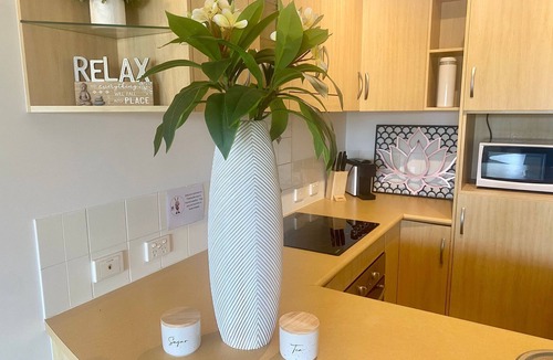 Townsville Apartment | 2BR Marina Apartment - Walk to Ferry-Casino-Strand