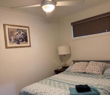 Cloverdale House | 2x1 granny flat close to Perth Airport