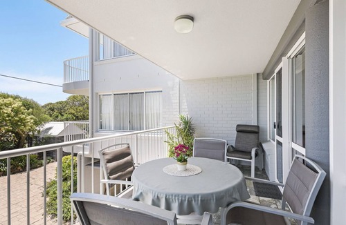 Peregian Beach Apartment | 3-60-64 "Ocean Shores" Peregian Esplanade, Peregian Beach -