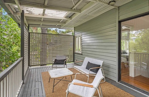 Balmoral House | 3 Bed Balmoral Retreat with Private Green Oasis