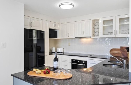 Cairns Central Business District Apartment | 3 BEDROOM CBD WATERFRONT LUXURY APARTMENT