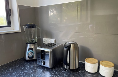 South Grafton House | 3 bedroom Cottage Sth Grafton with ensuite, AC, WI-FI, Parkin near river & town.