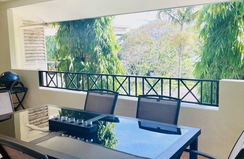 Cairns North Apartment | 3 Bedroom Gem. Perfect for Families