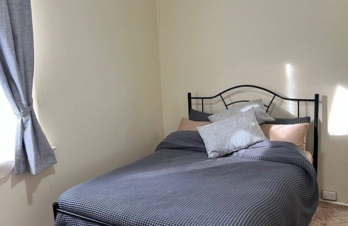 Napperby House | 3 Bedroom House, heating & cooling -17kms to Port Pirie - Pet Friendly.