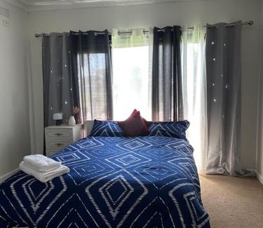 Werribee Villa | 3 BR villa in Werribee near to Werribee CBD