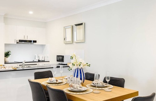 Park Ridge House | 3 Mins to mall/NEW Cozy 3-bed Home/Easy access