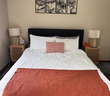 Canowindra Apartment | #3 Waddell Studio Apartment