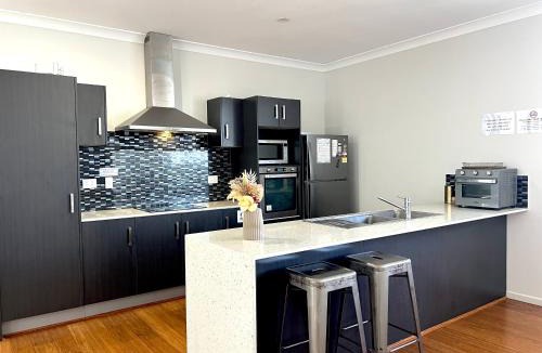 Coopers Plains House | 310A Maple House - Ensuite Room in Coopers Plains
